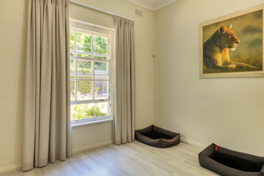 4 Bedroom Property for Sale in Constantia Western Cape